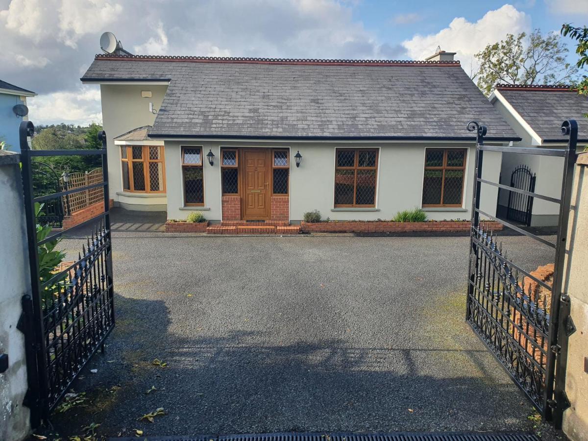 Hillcrest House Bed and Breakfast Carrick on Shannon Exteriör bild