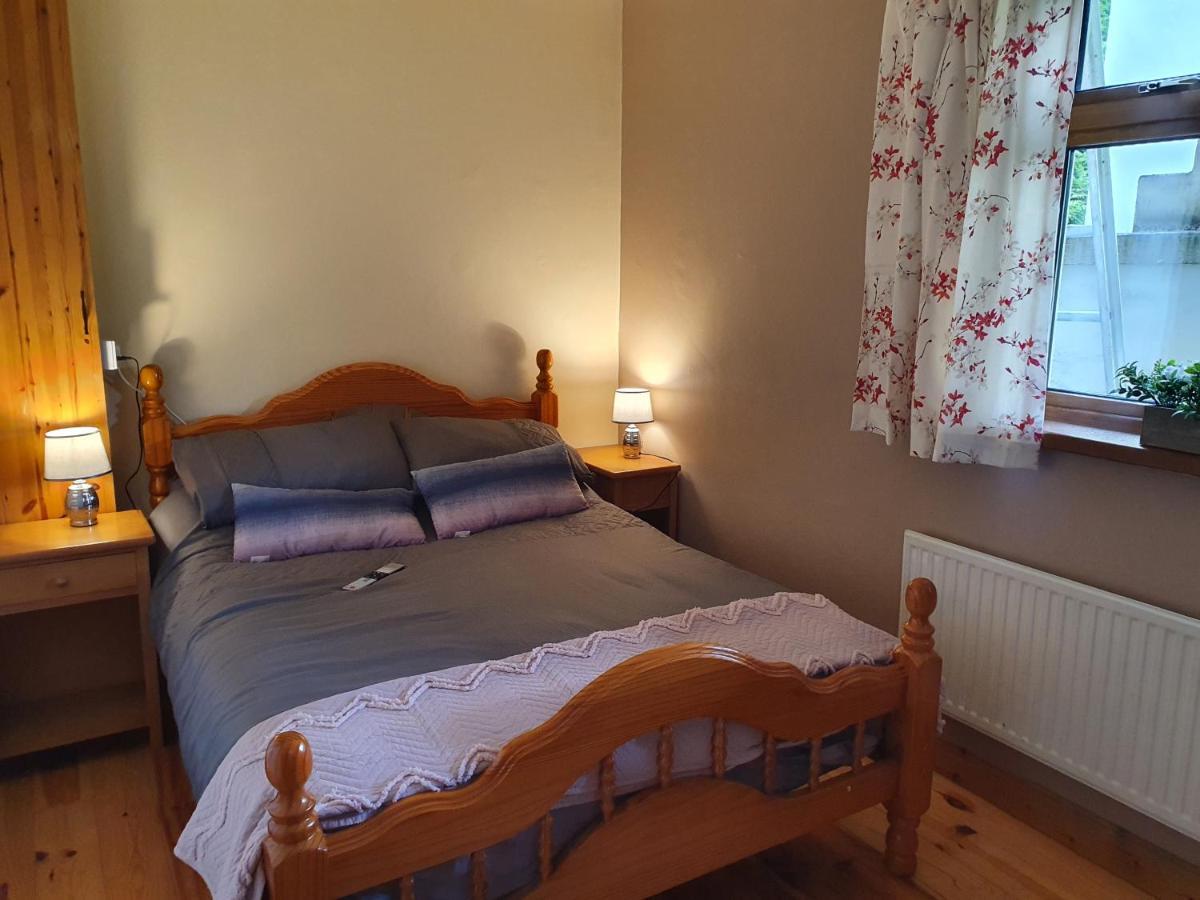Hillcrest House Bed and Breakfast Carrick on Shannon Exteriör bild