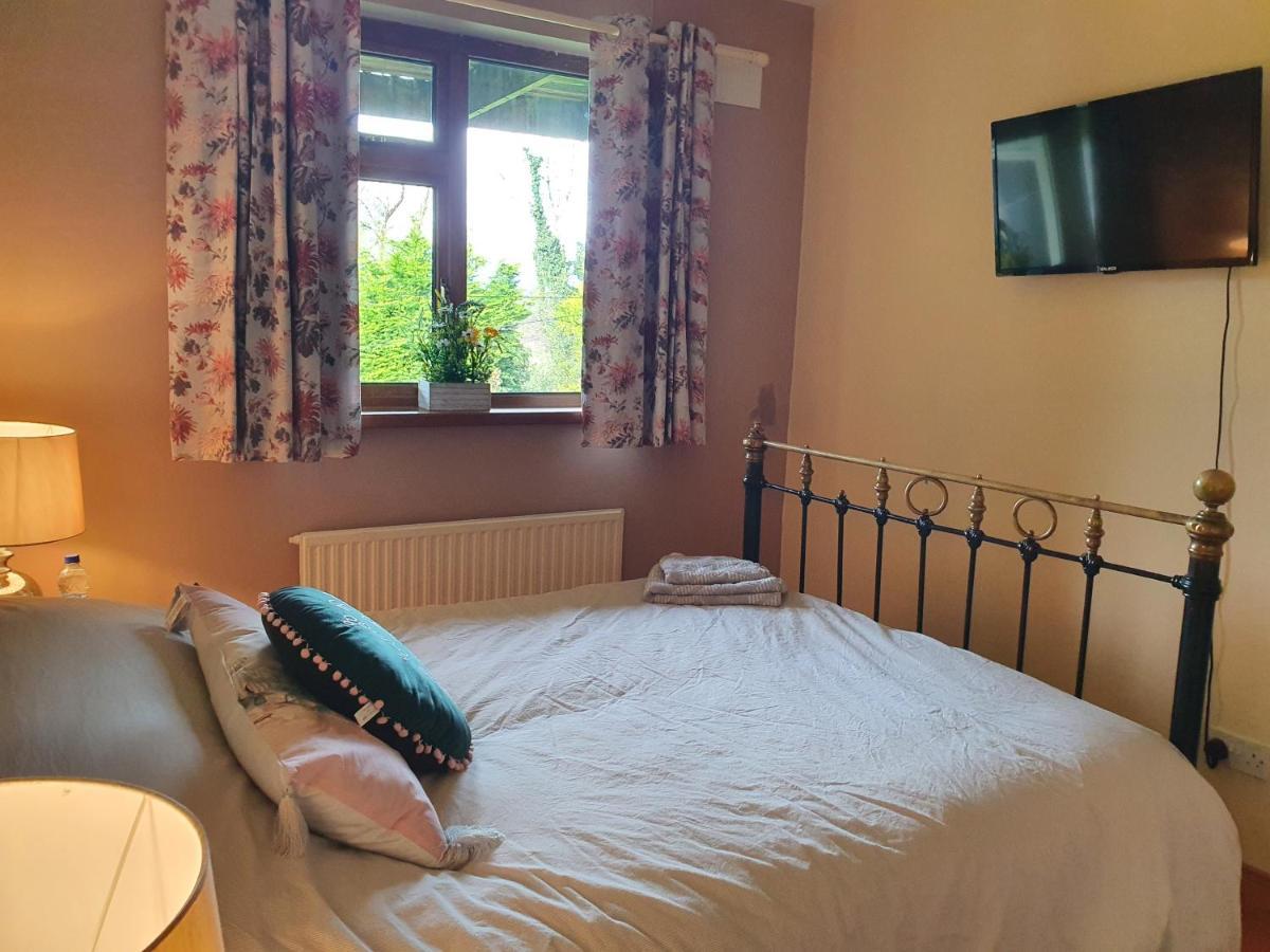 Hillcrest House Bed and Breakfast Carrick on Shannon Exteriör bild