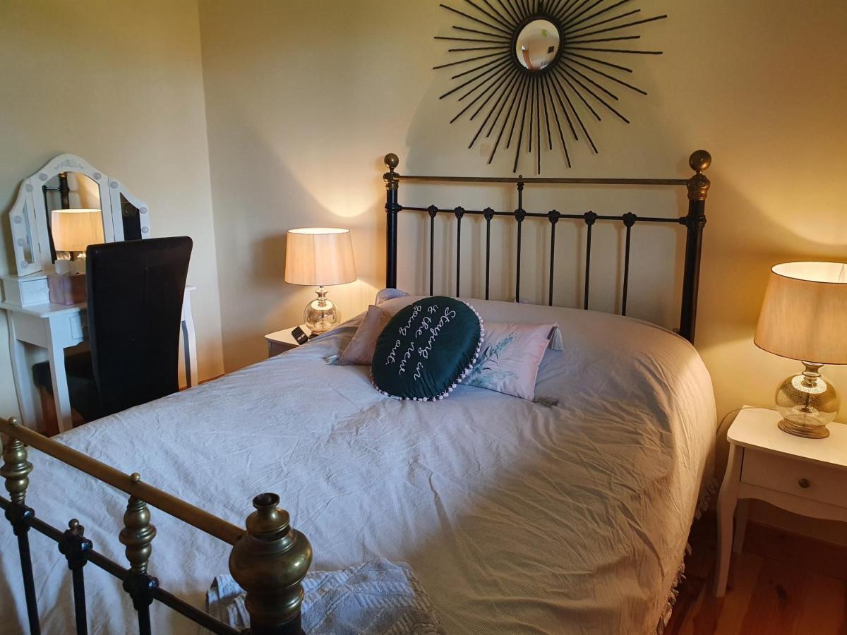Hillcrest House Bed and Breakfast Carrick on Shannon Exteriör bild
