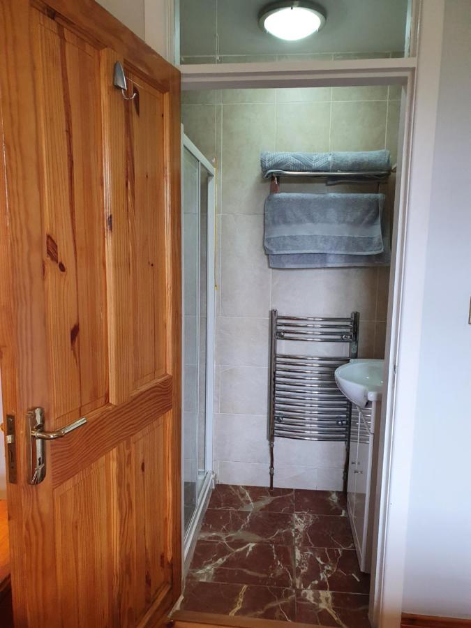 Hillcrest House Bed and Breakfast Carrick on Shannon Exteriör bild